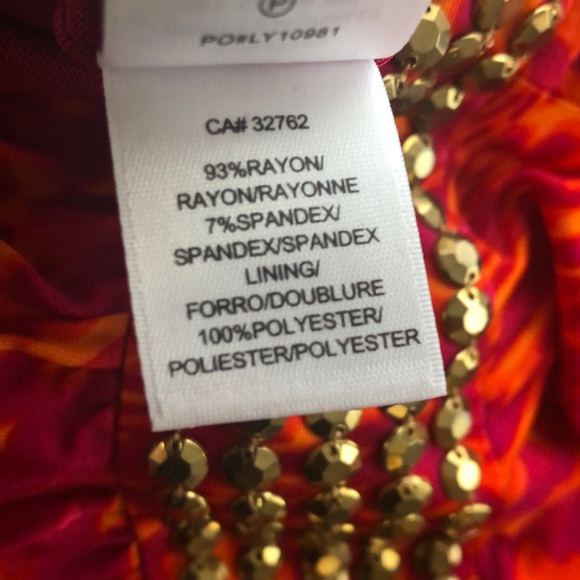 Gorgeous halter dress - Picture 5 of 5